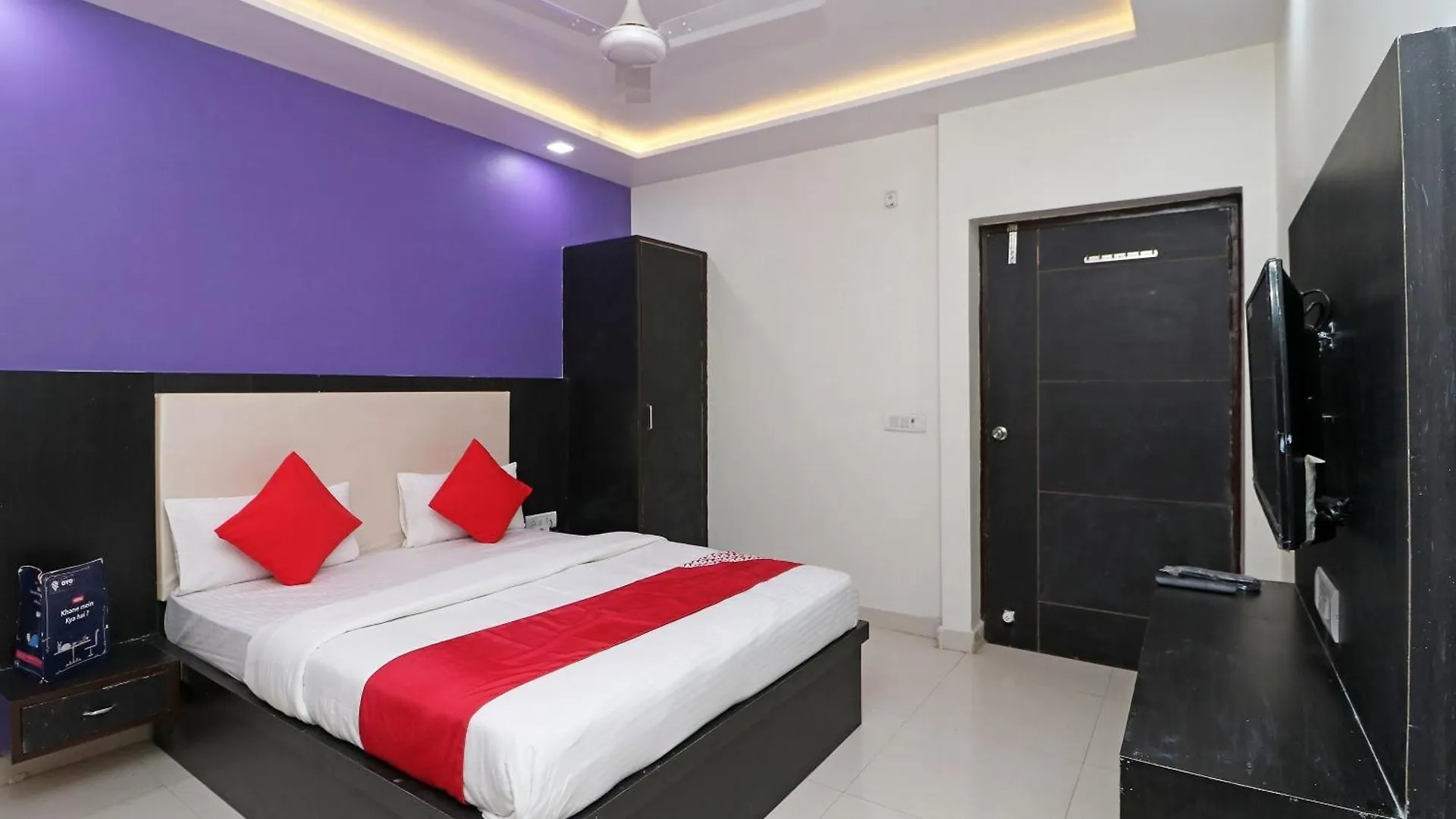 אגרה Oyo Hotel The Orient Tree