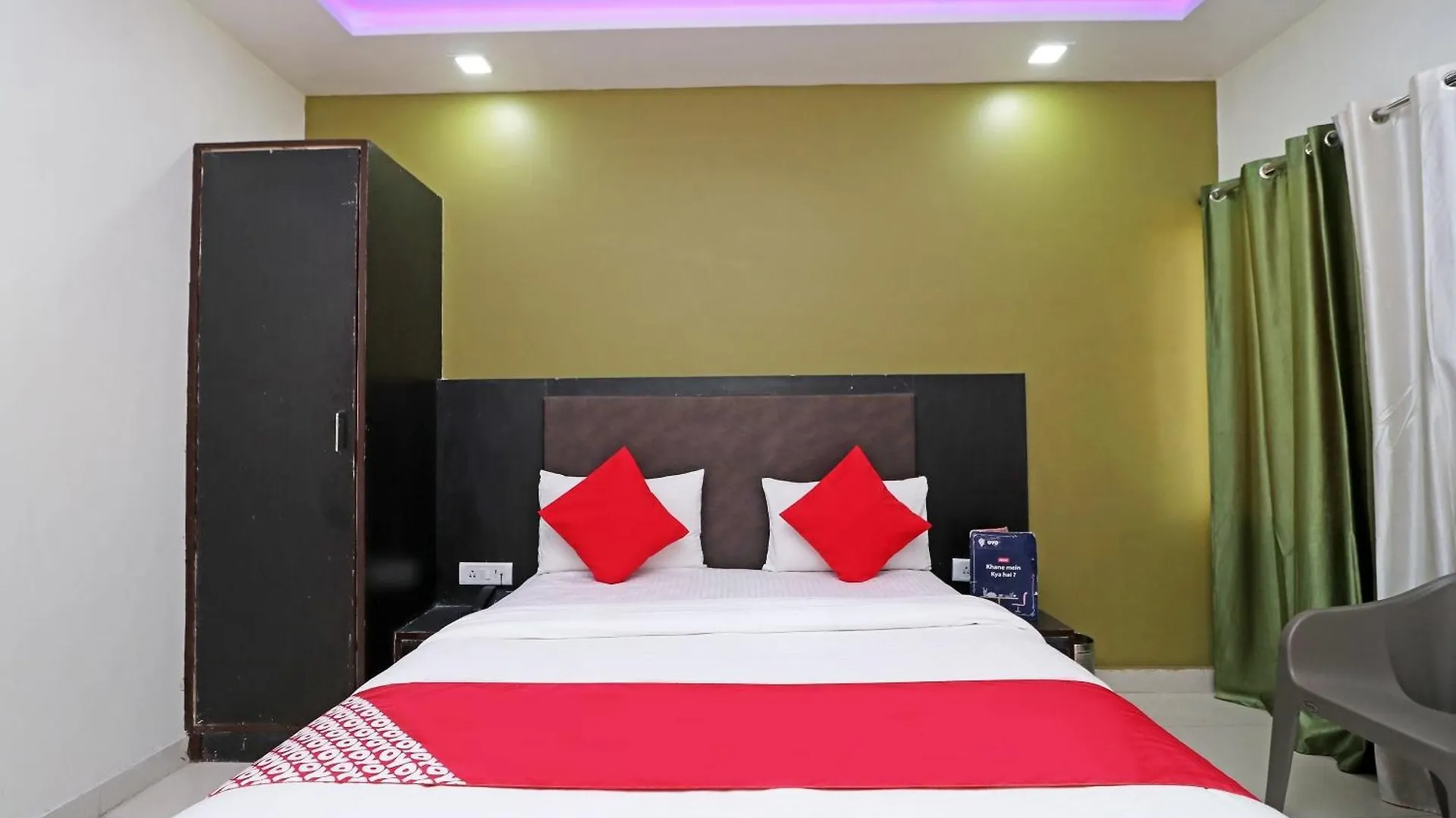אגרה Oyo Hotel The Orient Tree